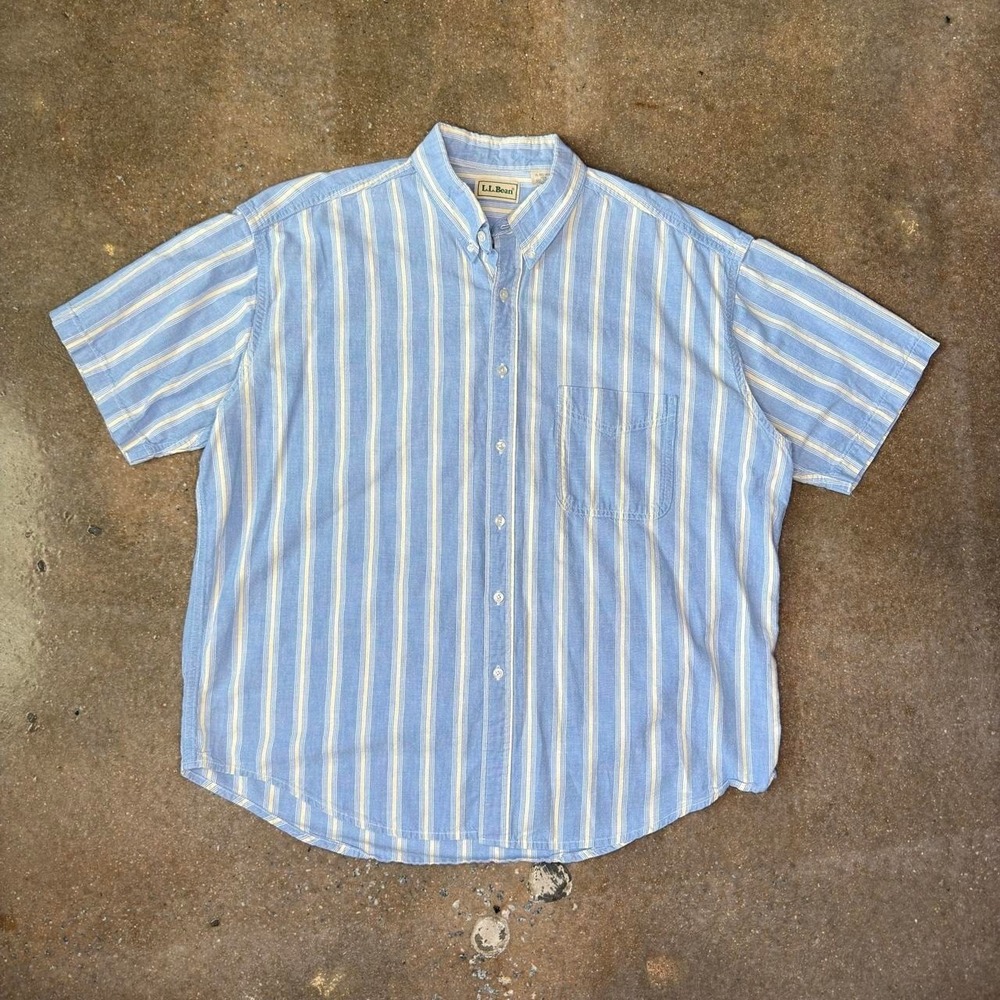 LL Bean Mens XL Short Sleeve Button Down Shirt Blue Cream Striped Cotton V638